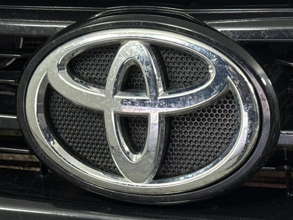 2022-Toyota-Hilux-24-GD-6-Raised-Body-Raider-Extended-Cab image:8