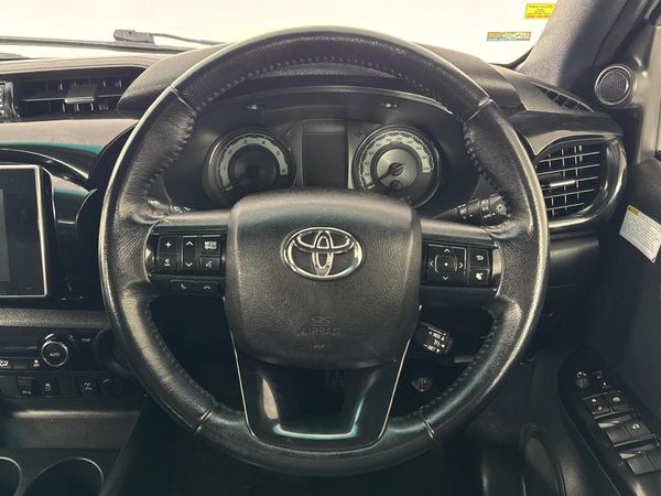2018-Toyota-Hilux-28-GD-6-Raised-Body-Auto-Raider-Double-Cab image:12