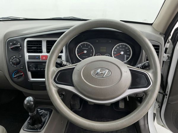 2023-Hyundai-H100-Bakkie-26D-Taut-Liner-Aircon image:10