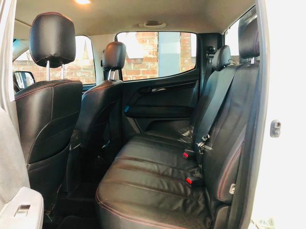 2020-Isuzu-D-Max-300-X-Rider-Auto-Double-Cab image:15