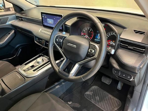 2023-Haval-Jolion-15T-Premium-Auto image:6