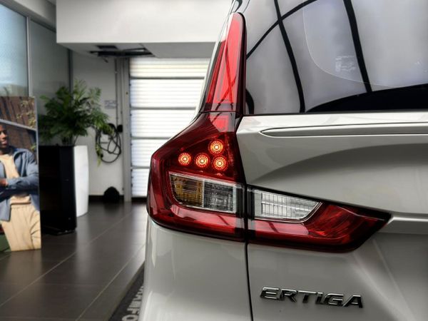 2025-Suzuki-Ertiga-15-GA image:20