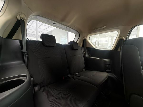 2025-Suzuki-Ertiga-15-GA image:30