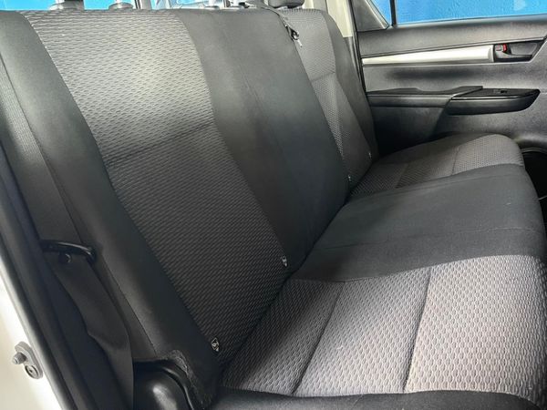 2019-Toyota-Hilux-24-GD-6-Raised-Body-SRX-Auto-Double-Cab image:11