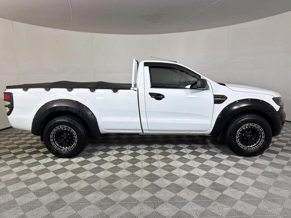 2017-Ford-Ranger-22-TDCi-Single-Cab image:13
