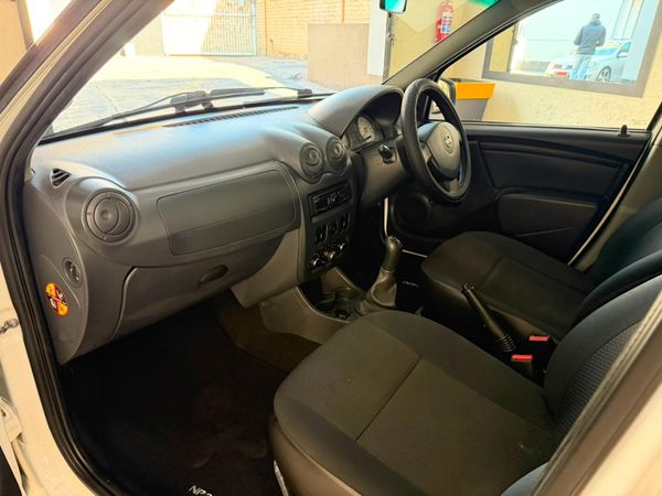 2022-Nissan-NP200-16-AC-Safety-Pack image:13