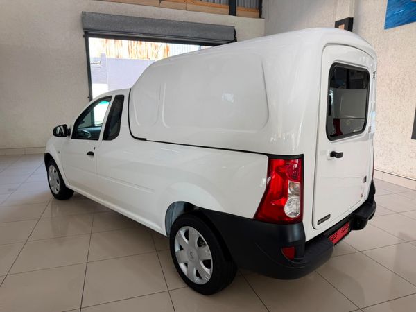 2022-Nissan-NP200-16-AC-Safety-Pack image:6