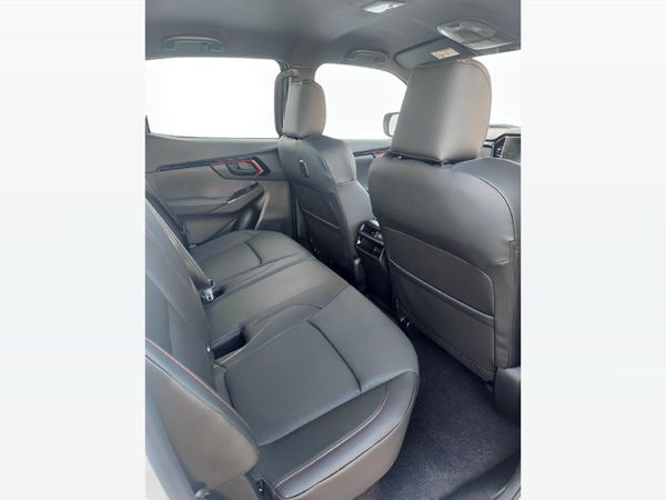 2026-Isuzu-D-Max-19-DDI-HR-X-Rider-Auto-Double-Cab image:8