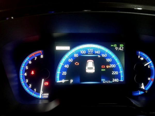 2023-Toyota-Corolla-Cross-18-GR-S image:7