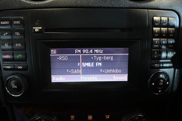 2011-Mercedes-Benz-ML-350-CDi-7G-Tronic-Automatic-4-Matic-AWD image:8