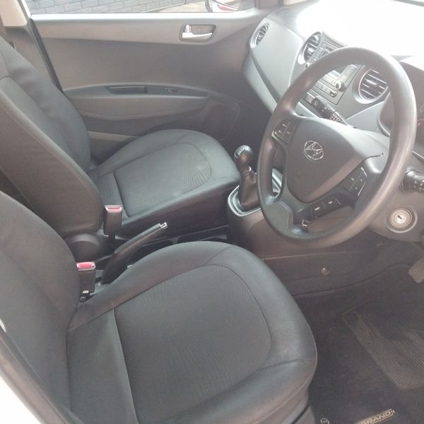 2018-Hyundai-Grand-i10-10-Fluid image:1