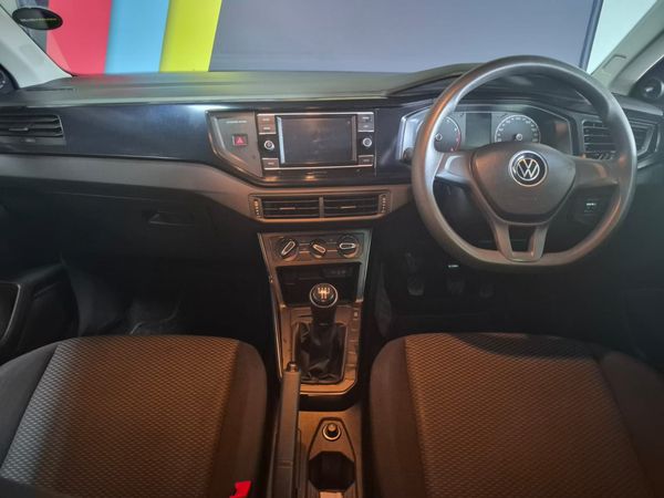 2021-Volkswagen-Polo-10-TSI-Trendline image:6
