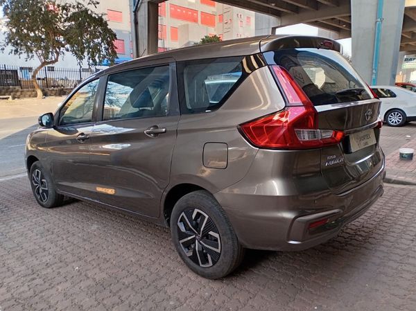 2022-Toyota-Rumion-15-SX image:4
