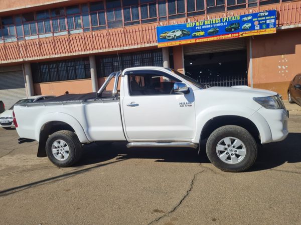 2013-Toyota-Hilux-30 image:7