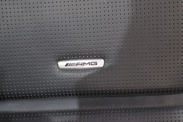 2015-Mercedes-AMG-E-Class-E63-AMG-Sport-V8-Bi-Turbo-Carbon-Edition-7-Speed image:13