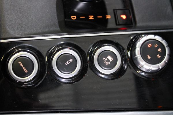 2015-Mercedes-AMG-E-Class-E63-AMG-Sport-V8-Bi-Turbo-Carbon-Edition-7-Speed image:30