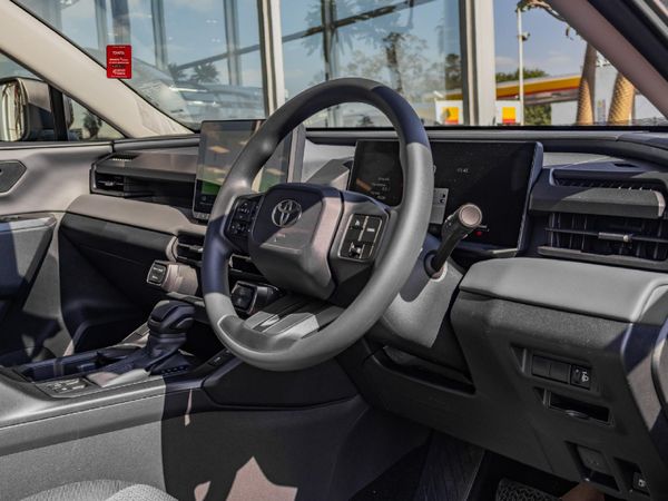 2026-Toyota-RAV4-25-GX-Hybrid-CVT-Auto-E-Four image:17