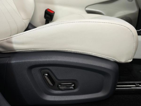 2026-Geely-E5-EM-i-Apex-Phev image:6