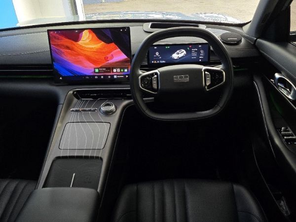 2026-Geely-E5-EM-i-Apex-Phev image:9