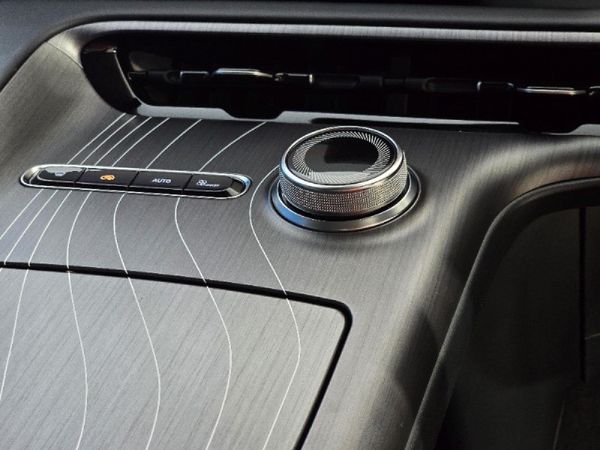 2026-Geely-E5-EM-i-Apex-Phev image:16