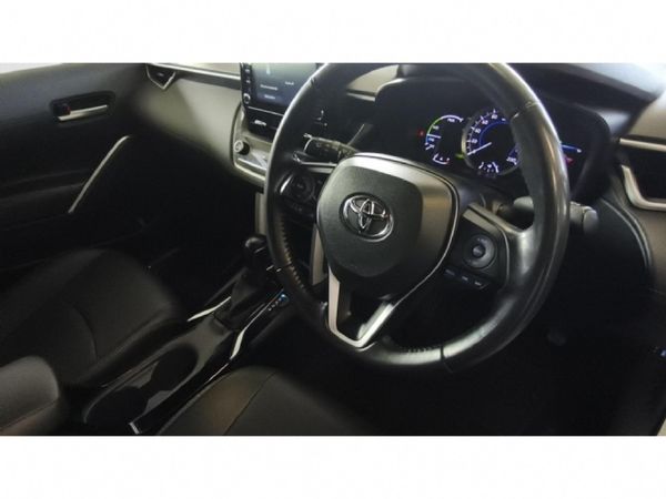 2024-Toyota-Corolla-Cross-18-XS-Hybrid image:26