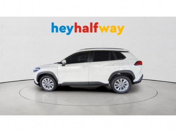 2024-Toyota-Corolla-Cross-18-XS-Hybrid image:6