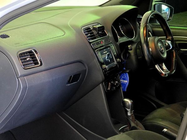 2015-Volkswagen-Polo-GTI-18-TSI-Auto image:17