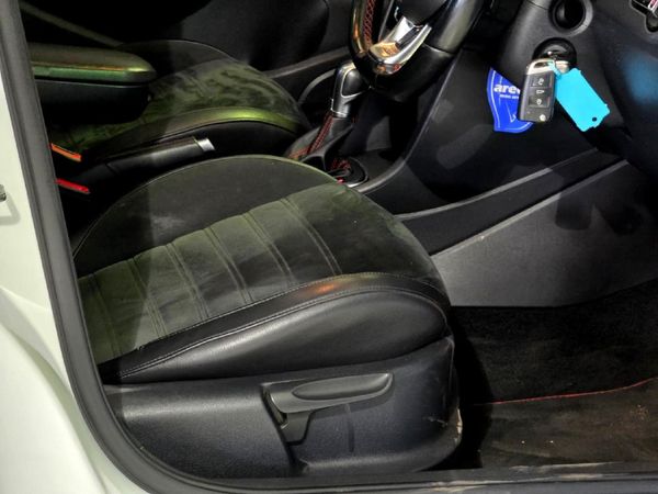 2015-Volkswagen-Polo-GTI-18-TSI-Auto image:27