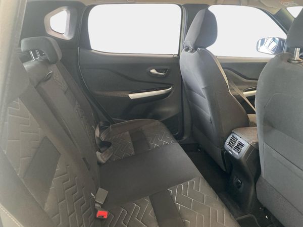 2023-Nissan-Magnite-10T-Acenta-Plus-Auto image:9