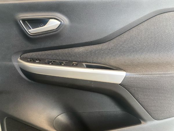 2023-Nissan-Magnite-10T-Acenta-Plus-Auto image:13