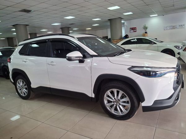 2025-Toyota-Corolla-Cross-18-XS-Hybrid image:1