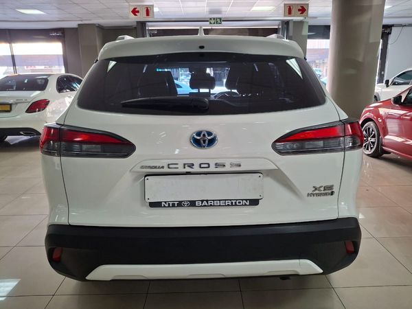 2025-Toyota-Corolla-Cross-18-XS-Hybrid image:4