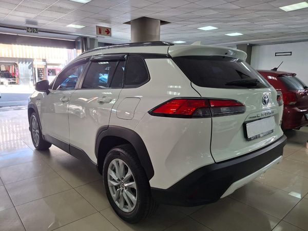 2025-Toyota-Corolla-Cross-18-XS-Hybrid image:6