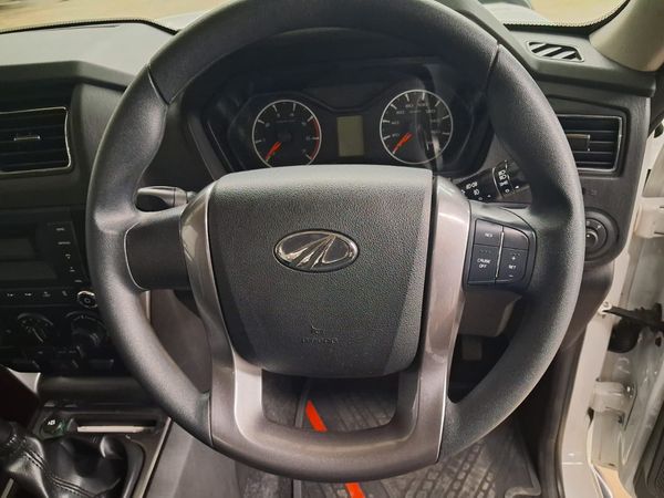 2026-Mahindra-Pik-Up-22-mHawk-S6-4x4-Single-Cab image:9