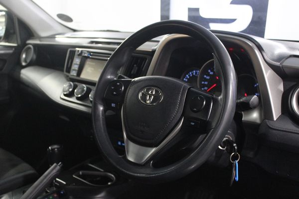 2017-Toyota-RAV4-20-GX-Auto image:10
