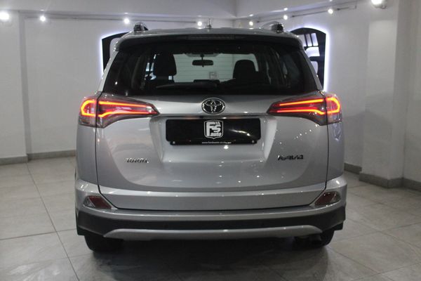 2017-Toyota-RAV4-20-GX-Auto image:4