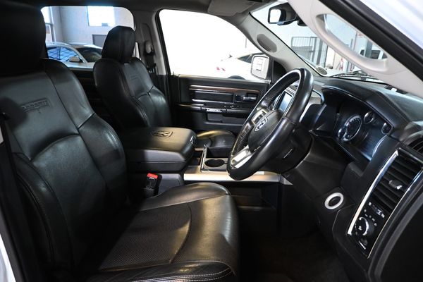 2013-Dodge-Ram-1500-DCab-57-V8-Hemi-Luxury-Laramie-8-SP-AT-4x4 image:20