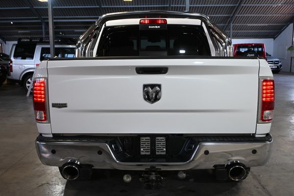2013-Dodge-Ram-1500-DCab-57-V8-Hemi-Luxury-Laramie-8-SP-AT-4x4 image:30