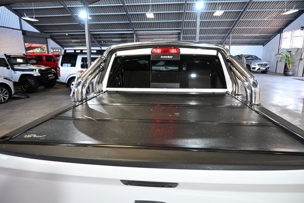 2013-Dodge-Ram-1500-DCab-57-V8-Hemi-Luxury-Laramie-8-SP-AT-4x4 image:6