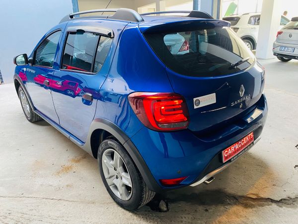 2021-Renault-Sandero-900T-Stepway-Expression image:4