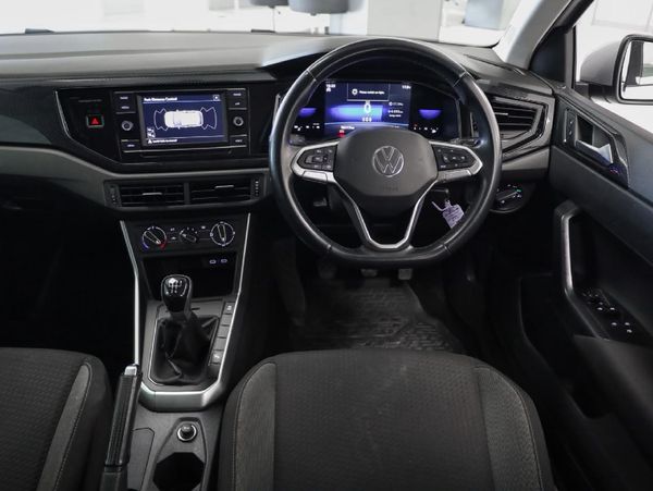2022-Volkswagen-Polo-10-TSI-Life image:12