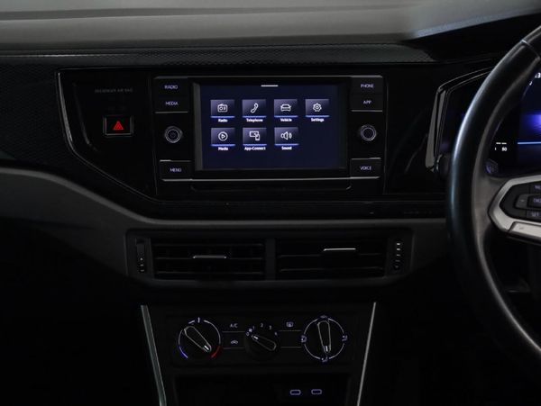 2022-Volkswagen-Polo-10-TSI-Life image:14