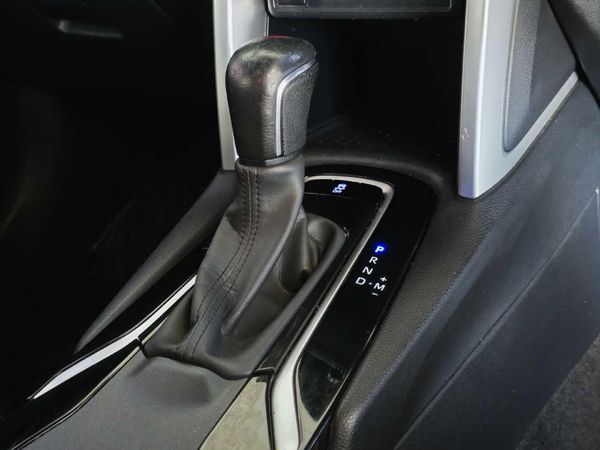 2022-Toyota-Corolla-Cross-18-XS image:5