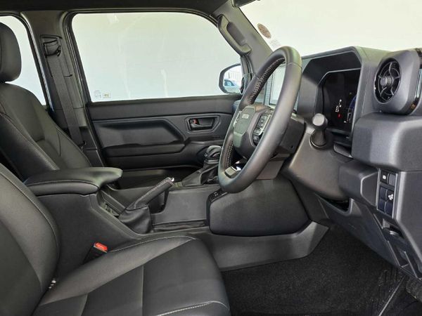 2026-Toyota-Land-Cruiser-FJ-27-VX-Auto image:19