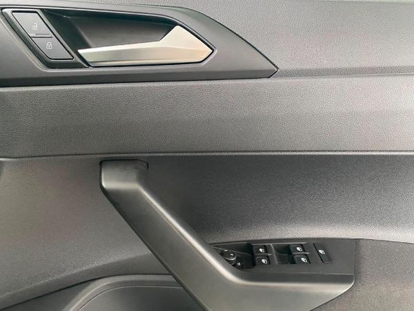 2026-Volkswagen-Polo-10-TSI image:15