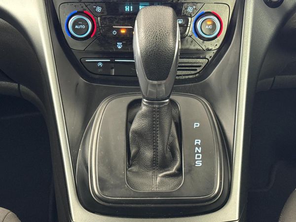 2018-Ford-Kuga-15-EcoBoost-Ambiente-Auto image:10