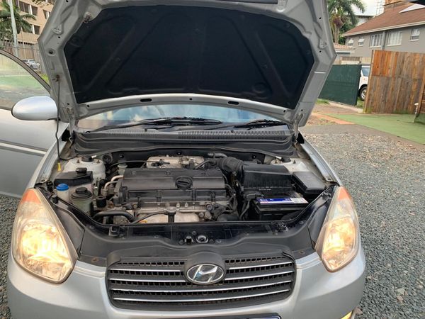 2009-Hyundai-Accent-16-GLS image:14