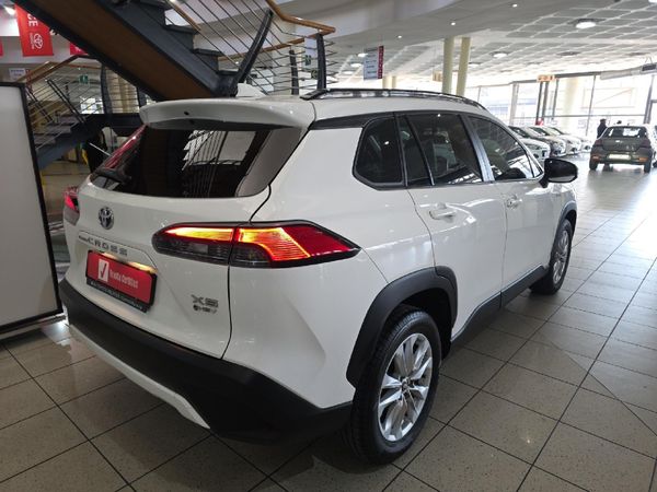 2025-Toyota-Corolla-Cross-18-XS-Hybrid image:1