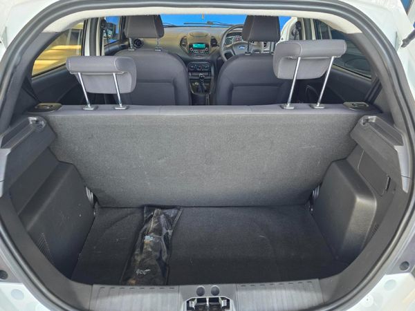 2019-Ford-Figo-15Ti-VCT-Ambiente-5-dr image:17