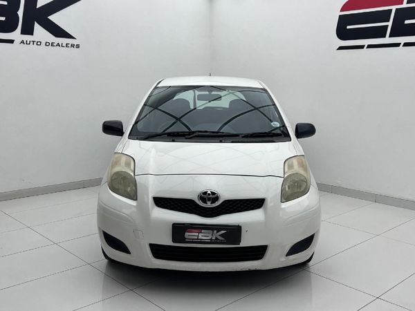 2010-Toyota-Yaris-T1-3-dr image:1